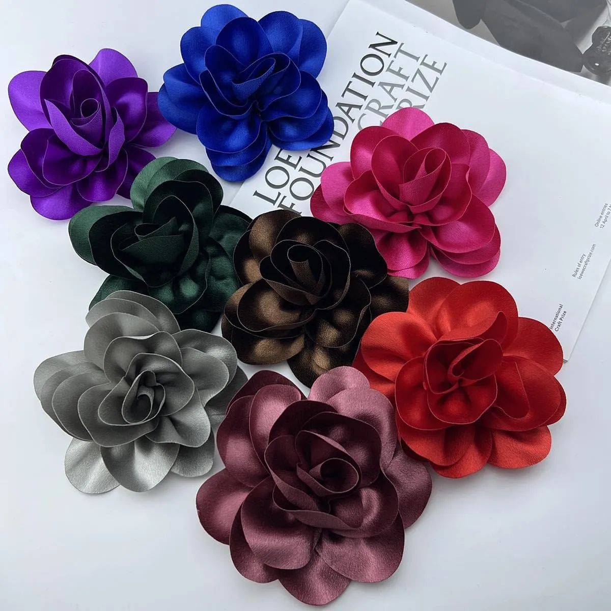Flower Pins Large Flower Brooches Dainty Satin Fabric Rose Flower Brooches Lapel Pins Delicate Elegant Silk Camellia Flower Oversized Brooch Pin for Women Wedding Part Dance Dress Suit Clothes Accessories Prom Jewelry Gifts