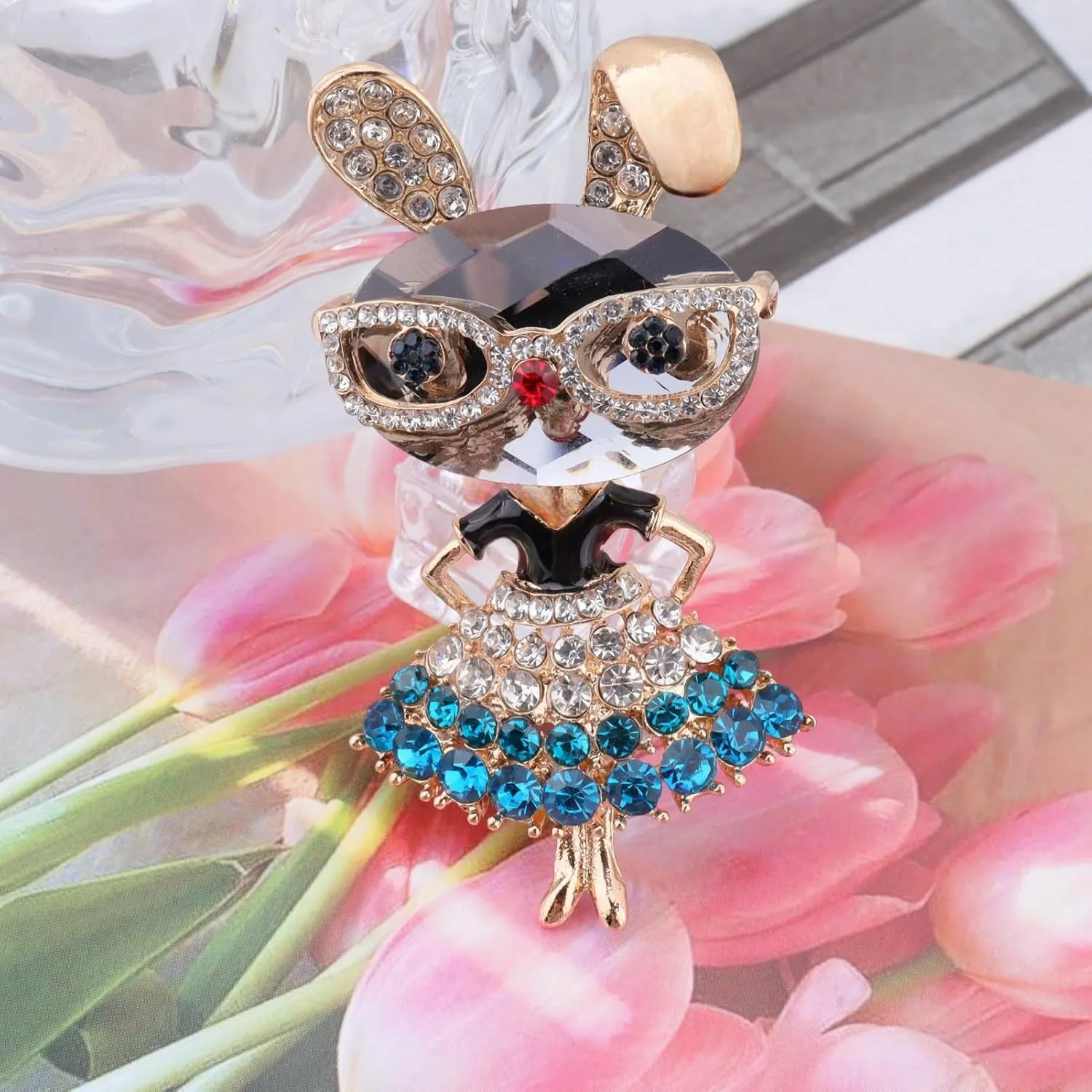 MLEPUS Cute Crystal Rabbit Animal Brooch Pin for Women Girls Fashion Rhinestone Vintage bunny Lapel Pin Costume Accessories Party Christmas Graduation Easter Jewelry Gift Souvenir
